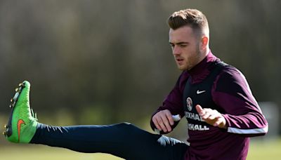 Callum Chambers close to Aston Villa departure