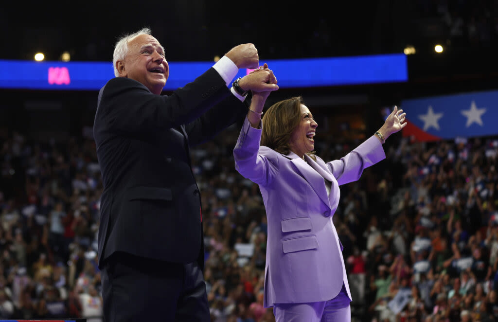 Harris, Walz energize crowd at first Nevada rally as Democratic presidential ticket