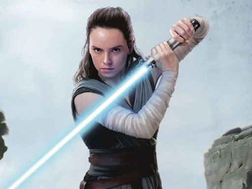 STAR WARS: Disneyland Kyber Crystal Reveals Rey's First Post-THE RISE OF SKYWALKER Dialogue