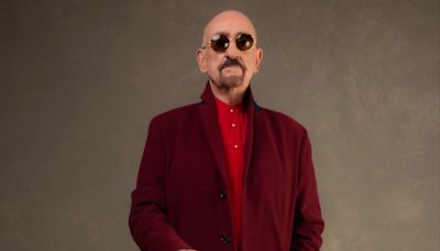 Dave Mason, Rock Hall of Famer, Cancels Fall Tour Due to ‘Urgent’ Heart Condition