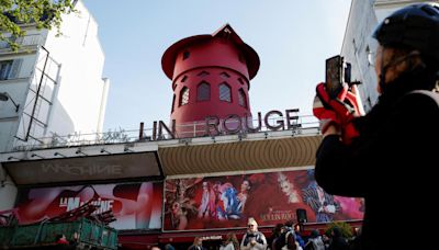 Windmill sails mysteriously fall off Paris' iconic Moulin Rouge cabaret