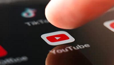 YouTube experimenta formas de añadir anuncios y podría ponerlos con el vídeo en pausa