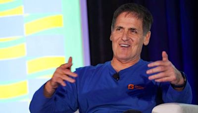 'The whole market cratered and I was protected': Mark Cuban once revealed how he kept his $1.4B fortune safe from the 2000 dot-com crash — 3 ways to prep for a US economic downturn