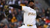 Pickoffs a pick-me-up for Pirates' Aroldis Chapman, as lefty reliever closes in on record