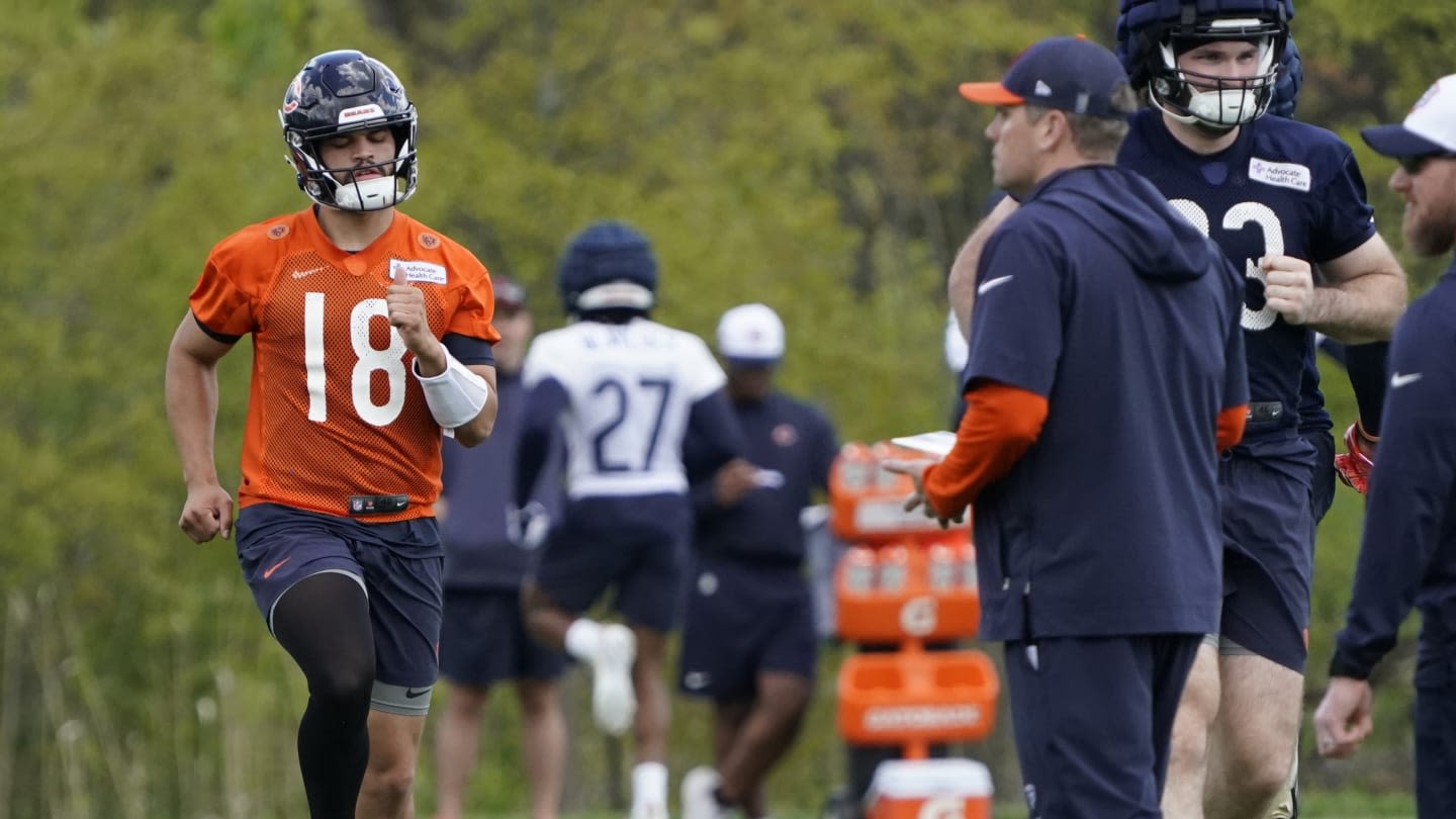 Shane Waldron's Bears Offense Seeking Out Its Own Identity