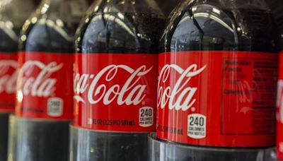JO de Paris 2024 : Coca-Cola médaille d’or du greenwashing pour sa livraison de millions de bouteilles en plastique