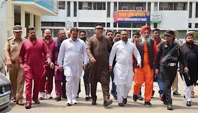 Attack on Shiv Sena leader: Hindu leaders meet CP, seek hearing in fast-track court