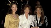 Ashley Judd Calls Out 'Cruel' Misinformation Around Mom's Naomi's Death