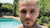 Mauro Icardi publilcó una sesión de fotos semidesnudo al borde de la pileta y recibió jugadas propuestas