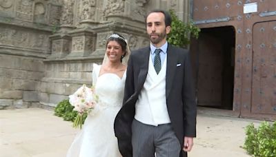 La boda del nieto de Ruiz-Mateos e Isabel García-Morales en Plasencia rodeados de familiares y amigos
