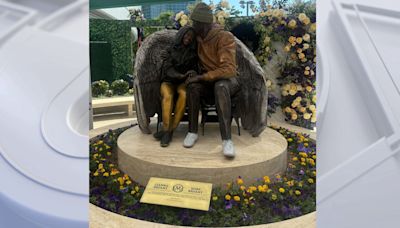 Lakers unveil 2nd Kobe Bryant statue, this one featuring daughter Gianna