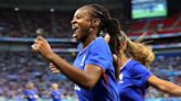 Francia debuta con victoria en el futbol femenil de París