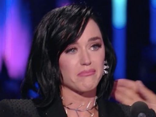 Katy Perry sobs as Emmy Russell sings her grandma Loretta Lynn’s iconic song