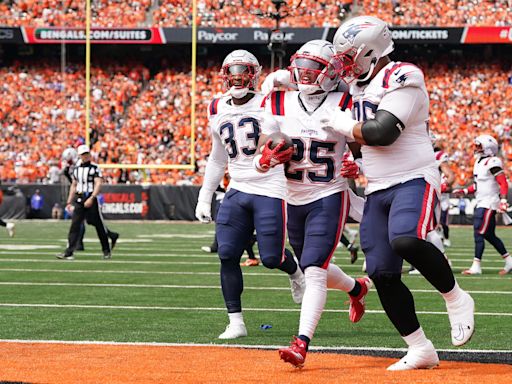 Patriots defense comes up with wild goal-line play to prevent Bengals TD in first-half shutout of Cincinnati