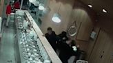 Violenta pelea en una heladería de Mar del Plata: golpes, sillas y mesas por el aire, y graves destrozos