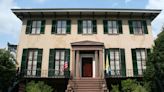 Savannah Antiques and Architecture Weekend takes patrons for a stroll through historic homes