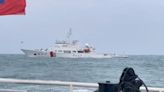中海警船首與公務船闖金門海域 我海巡監控驅離
