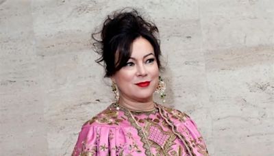 Jennifer Tilly Looks Drop Dead Gorgeous in This Lacy, Gothic Black Ensemble for 'Chucky'