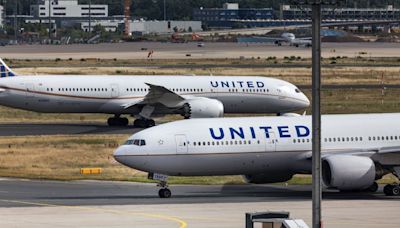 As American Airlines cuts guidance, United Airlines stock is a buy | Invezz