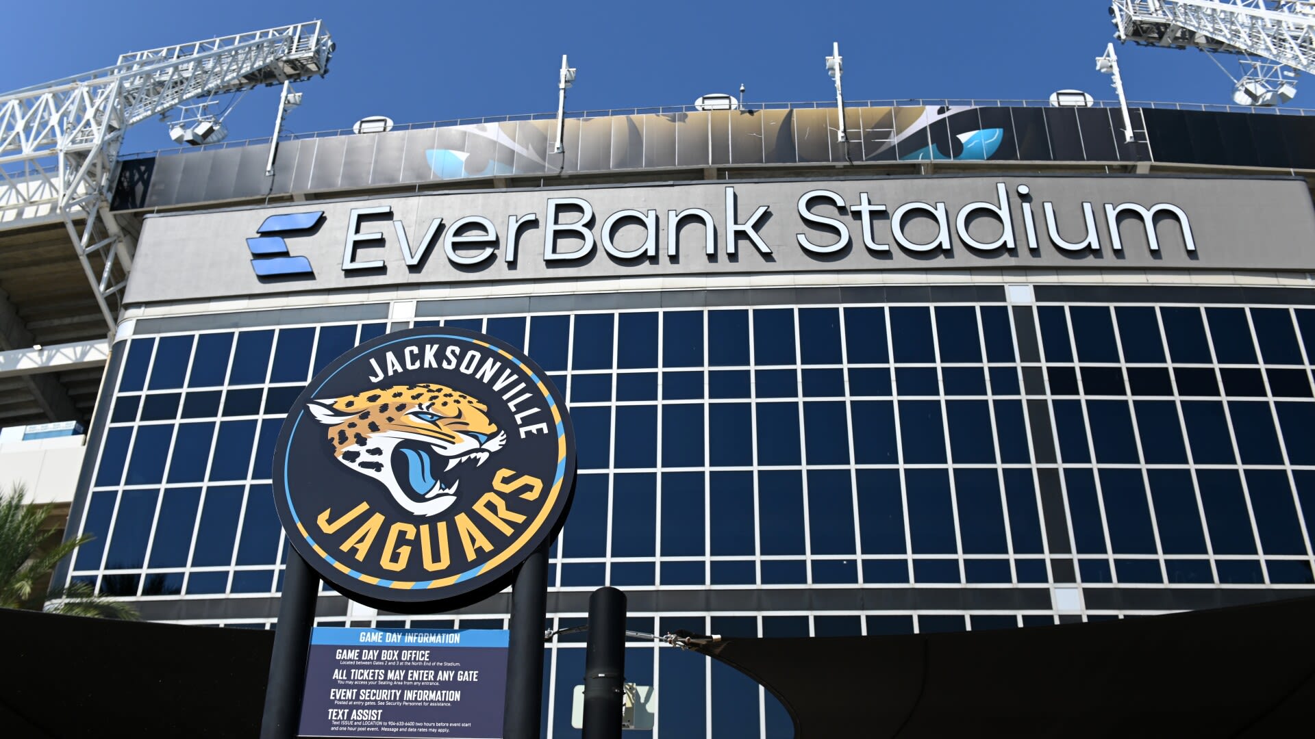Jaguars, city of Jacksonville agree to $1.4 billion stadium deal