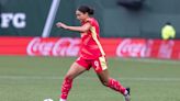 Sophia Smith scores 2 goals as Thorns shut out Chicago