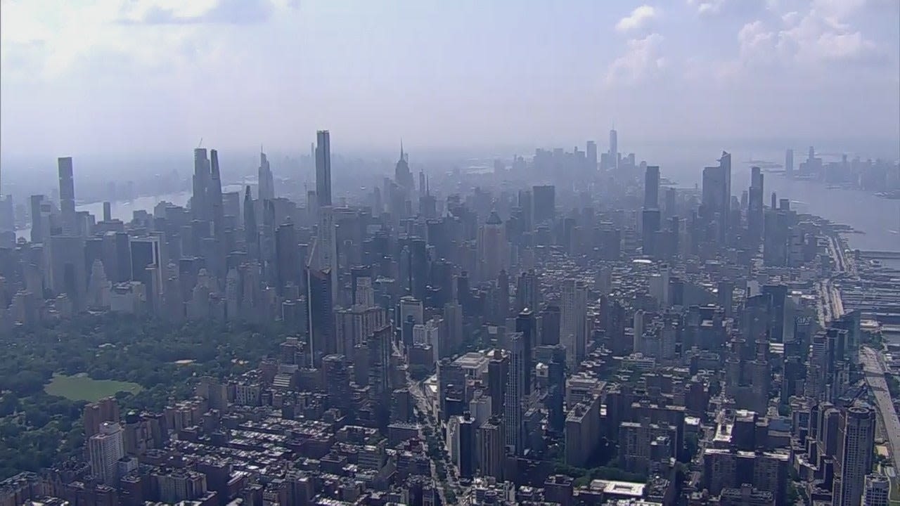 Smoke from Canadian wildfires bring hazy skies to NYC; could last for days