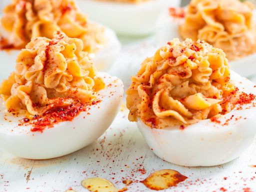 The Unexpected Ingredient For Creamy Deviled Eggs With No Mayo