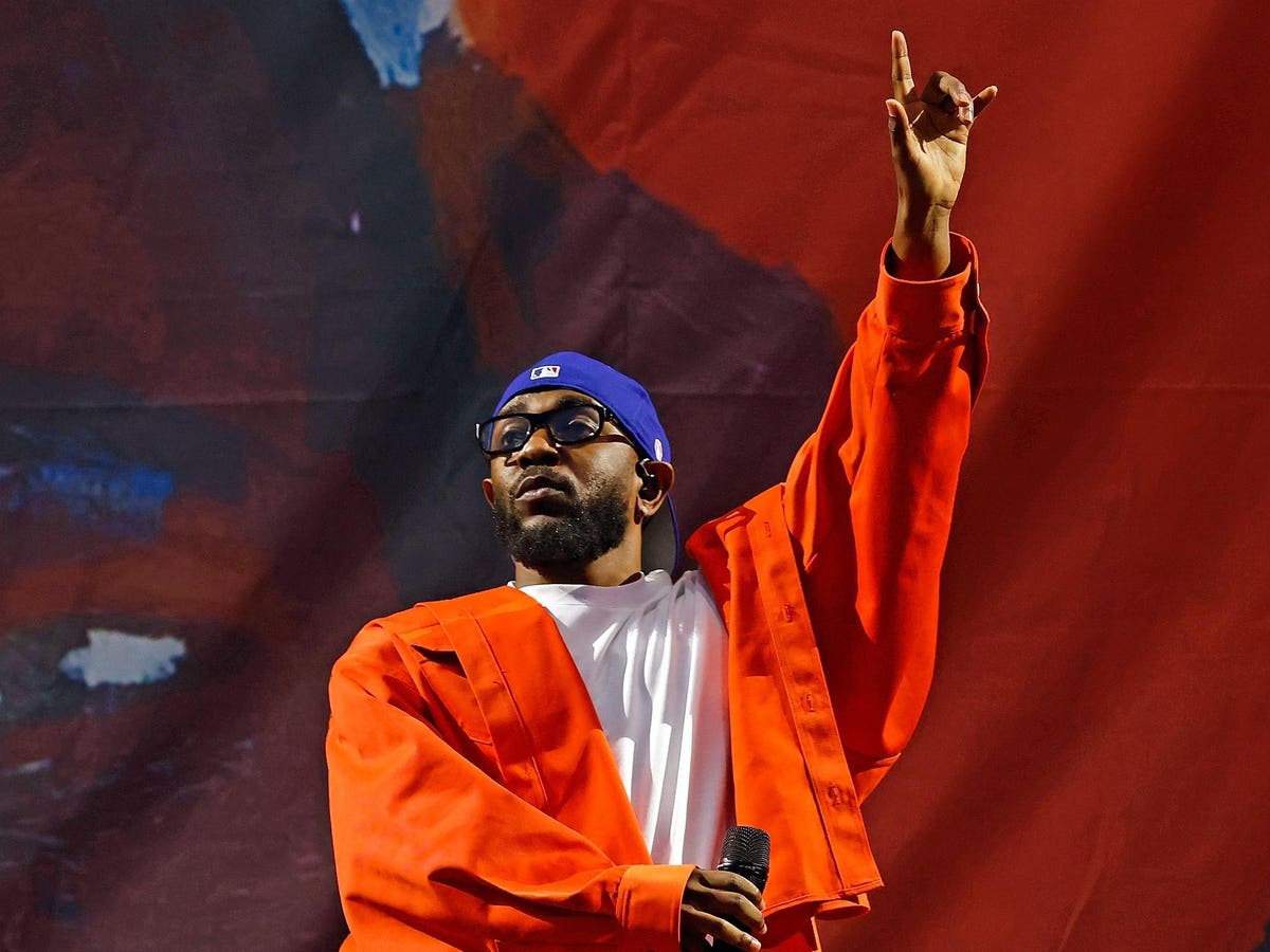 Kendrick Lamar Replaces Himself At No. 1 On Four Billboard Charts