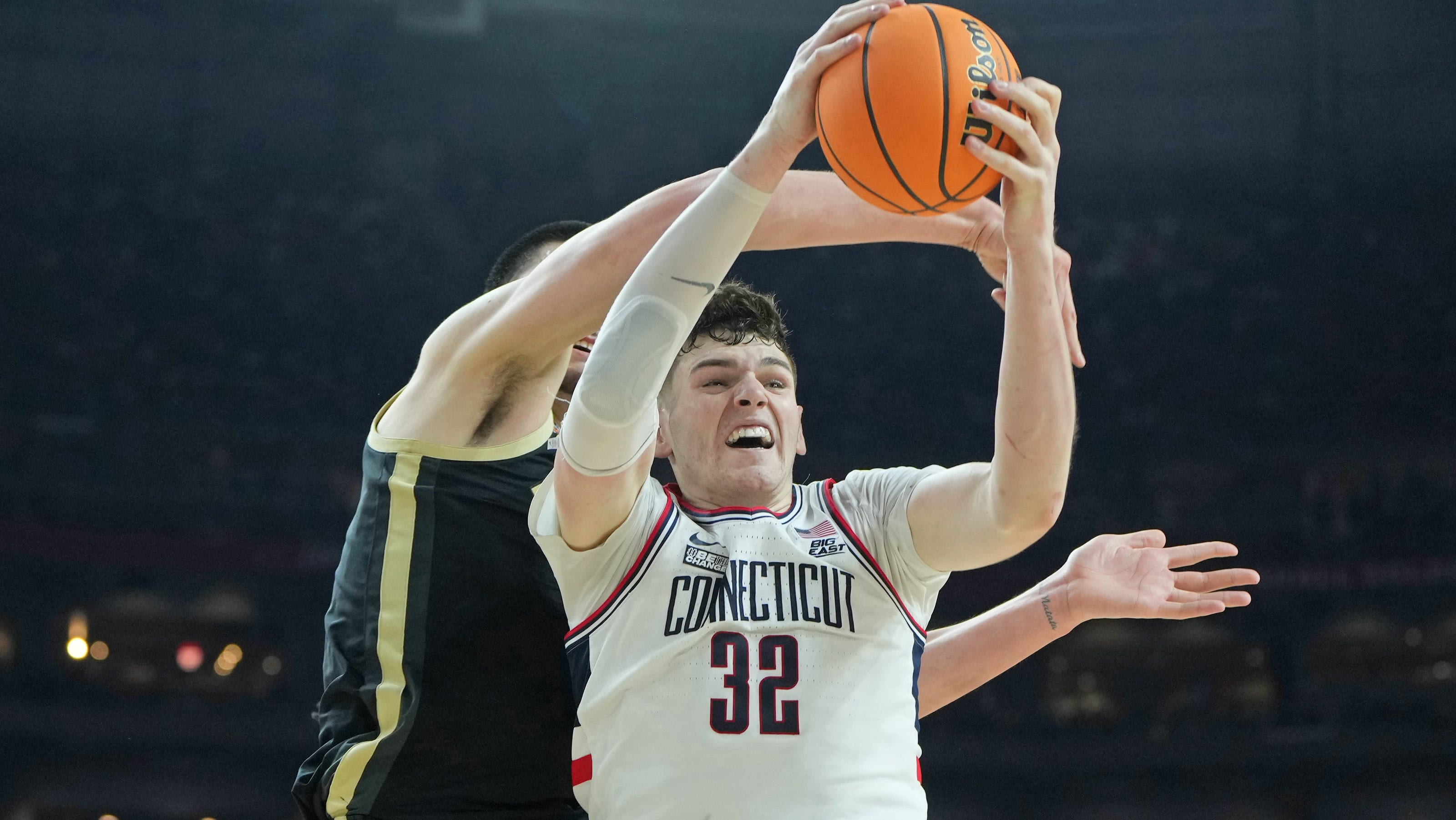 Trail Blazers select Donovan Clingan with seventh pick of 2024 NBA draft. What to know