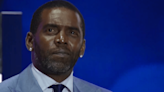 Randy Moss was moved to tears after he got a surprise standing ovation during Tom Brady's Patriots Hall of Fame ceremony