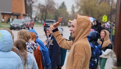 Stanley kid gets community sendoff to meet actor Ryan Reynolds through Make-a-Wish