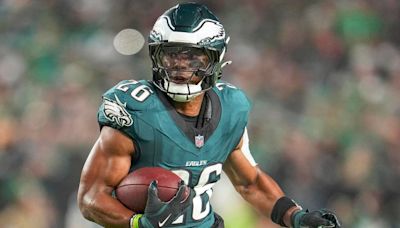 Saquon Barkley on pace for most touches for RB in 10 years; how Eagles will manage his carries going forward