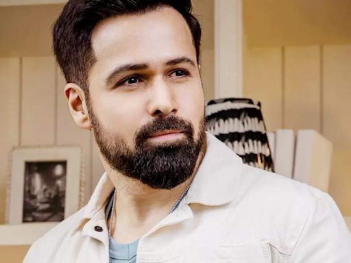 Emraan Hashmi reveals he asked for a painkiller due to headache at an awards show: 'People want to decorate their shelf in their living room' | Hindi Movie News - Times of India