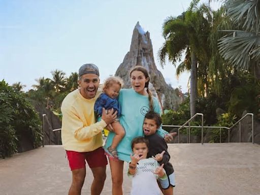 Alexa and Carlos PenaVega’s fourth child dies during birth: ‘It has been a painful journey’