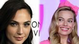 Gal Gadot agradece a Margot Robbie por haberla considerado para Barbie y por llamarla “imposiblemente hermosa”