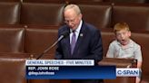 Congressman’s kid mugs for cameras as dad speaks on House floor