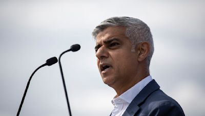 Mayor of London calls for Premier League teams to consider playing matches in the US