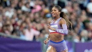 Florence’s Gabby Thomas easily through to 200-meter final at Paris Olympics