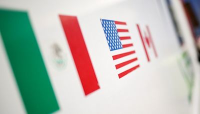 Trump, el 'factor China' y otros nubarrones sobre el futuro del tratado comercial clave para México y EEUU