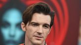 Esposa de Drake Bell solicita divorcio una semana después de la desaparición del cantante