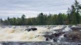 2 People Missing, 2 Others Injured After Canoeing Over Minnesota Waterfall