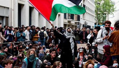 Policía desaloja a manifestantes propalestinos de una universidad en París | Teletica