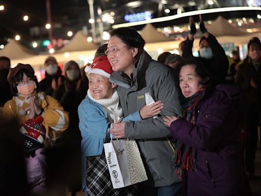 趙少康率團赴基隆開講 林右昌嘆：國民黨不懂市民的憤怒