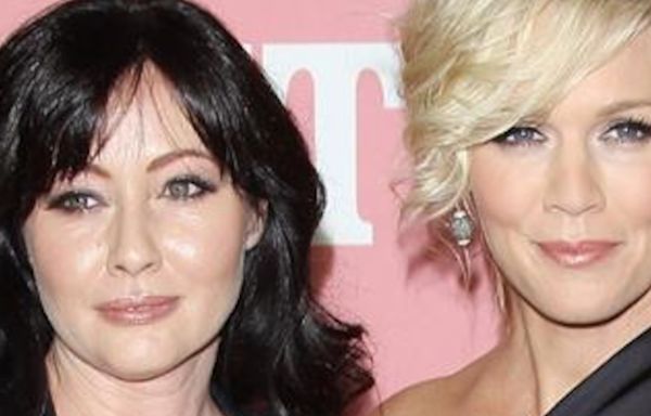 Jennie Garth Reflects on Her Friendship With Shannen Doherty After 90210 Costar's Death - E! Online