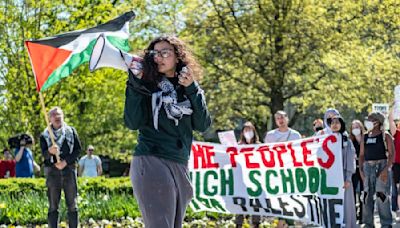 Iowa City Palestine protests remain peaceful, community members ‘stand in solidarity’