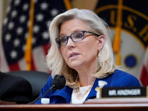 Liz Cheney just schooled Chris Christie on political courage | Moran