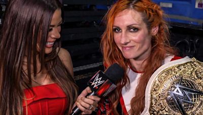 Becky Lynch reacciona a su coronación en WWE Raw