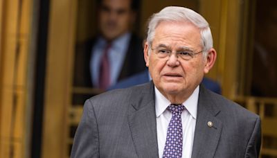 Bob Menendez files as independent Senate candidate in New Jersey