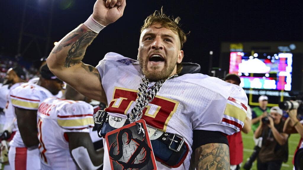 Ex-Wildcat Scooby Wright 'focused on getting healthy' following severe neck injury