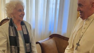 El Papa Francisco recibió a Estela de Carlotto en el Vaticano